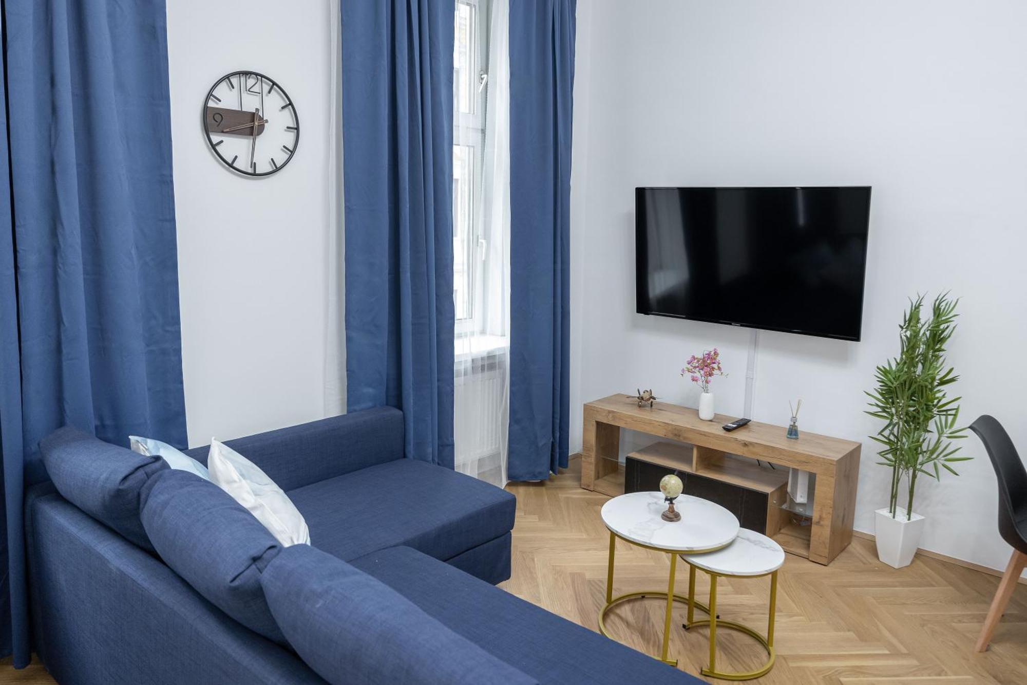 Deluxe Retreat Near Praeter Park And Centre *
